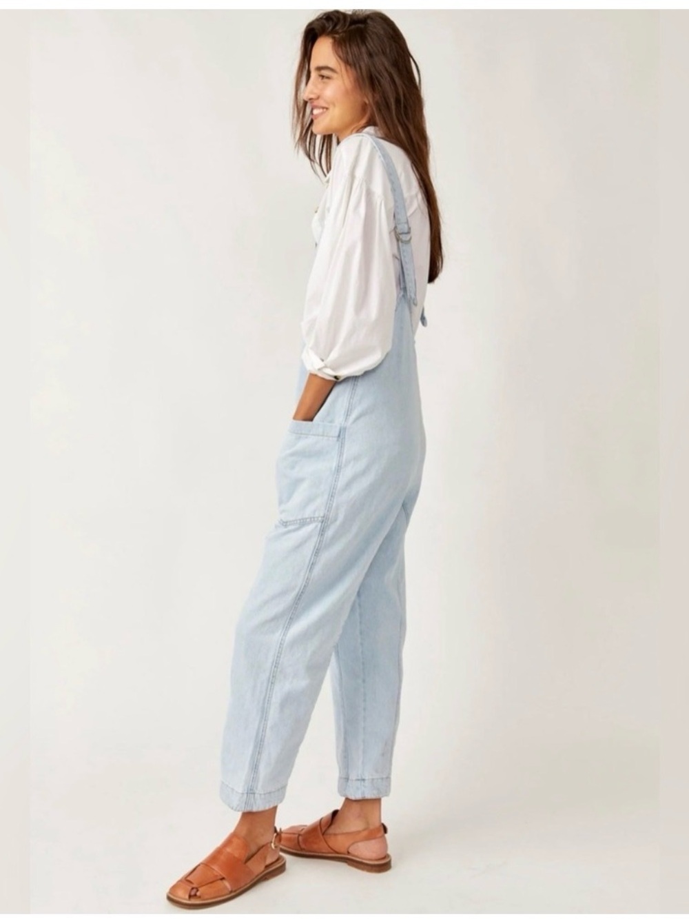 Free People We The Free High Roller Denim Jumpsuit M Light Wash Slouchy Relaxed - Picture 12 of 12